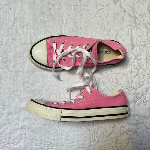 Converse Chuck Taylor All Stars Size 2 - Picture 2 of 11